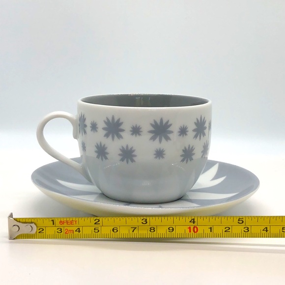 David’s Tea - Tea Cup and Saucer Set - Picture 7 of 8